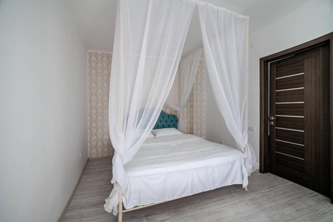 Romantic Apartments - Центр Львова , З Видом На Місто Lviv Exterior foto