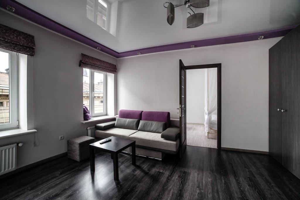 Romantic Apartments - Центр Львова , З Видом На Місто Lviv Exterior foto